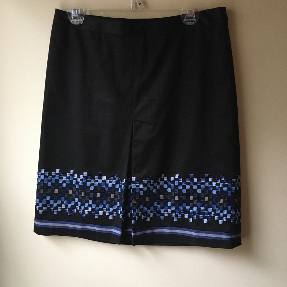 Loft Black Skit with Blue Detail
